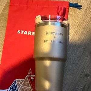 Starbucks x Stanley Gold Tumbler 20oz Thailand NWT